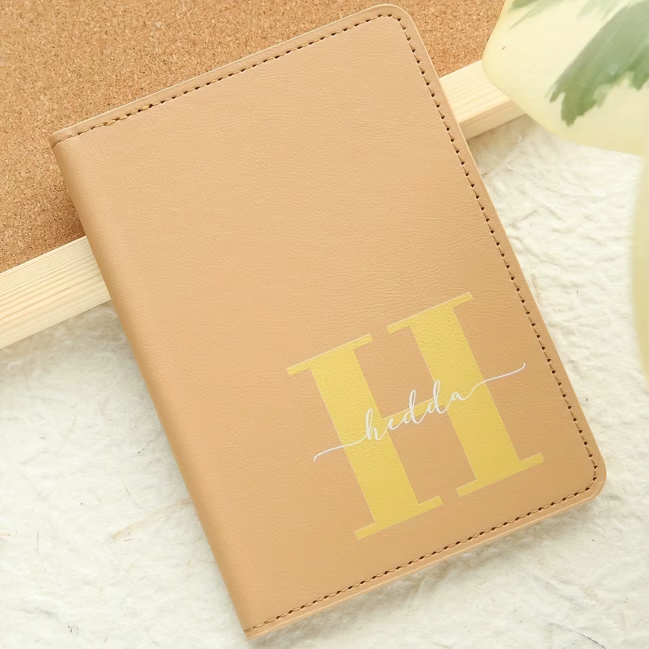 1 couverture de passeport personnalisée avec nom et initiales sur mesure, design monogramme élégant,