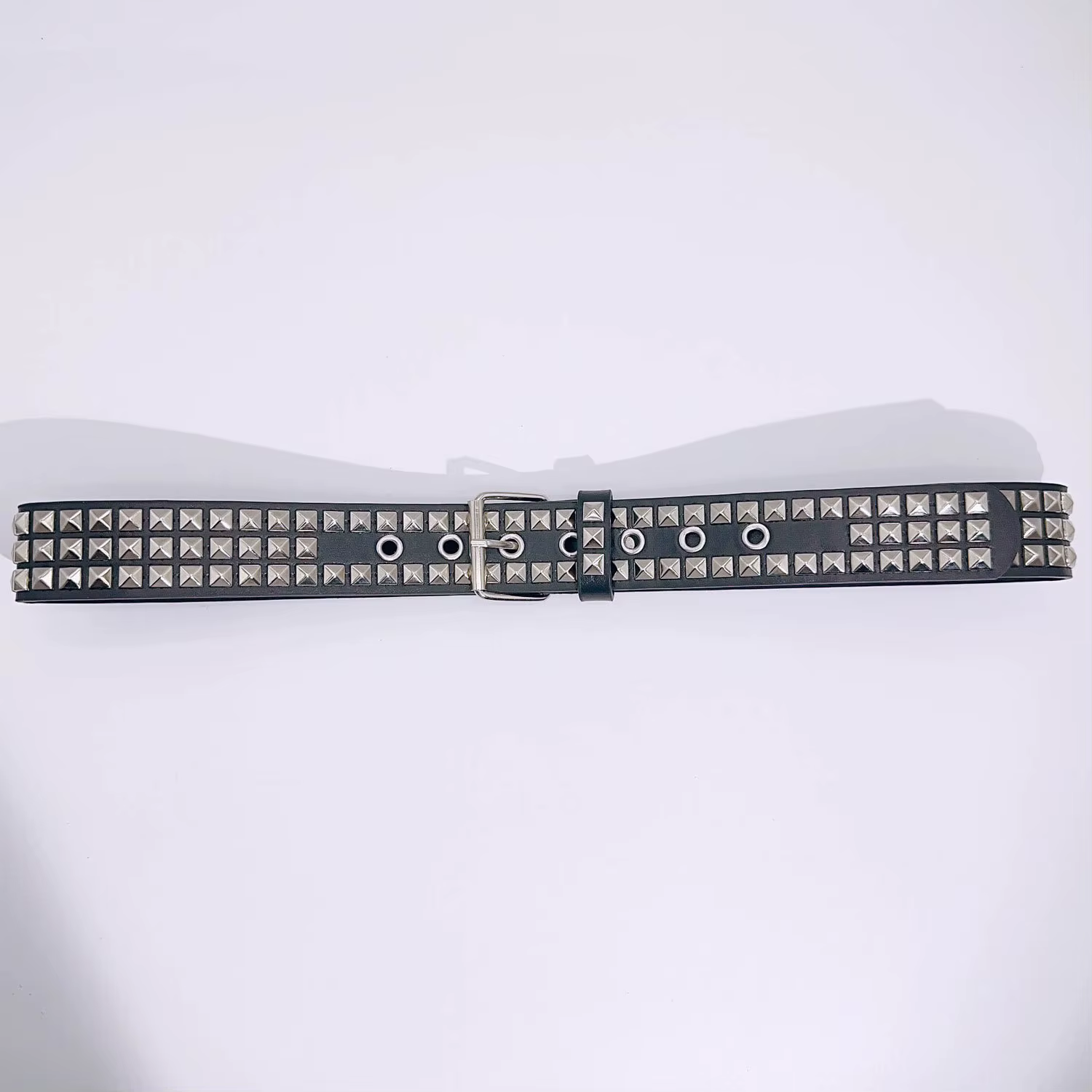 Ceinture carrée à rivets européens et américains, ceinture en métal à pyramides, ceinture polyvalent