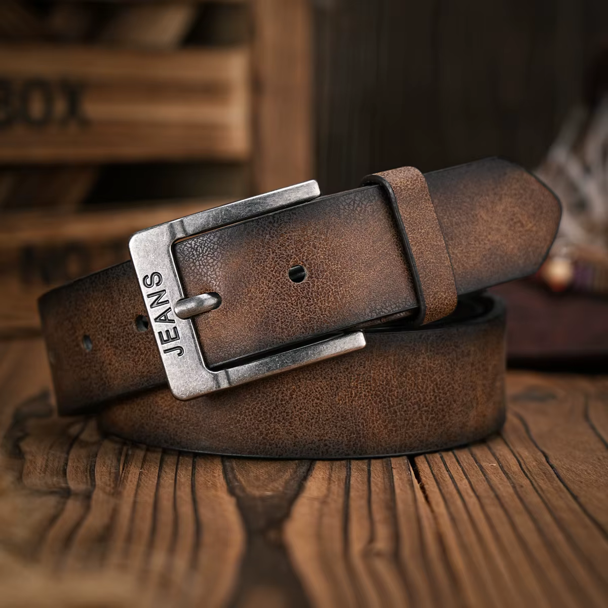 Une ceinture rétro décontractée pour hommes et femmes, style occidental! Ceinture en cuir PU avec bo