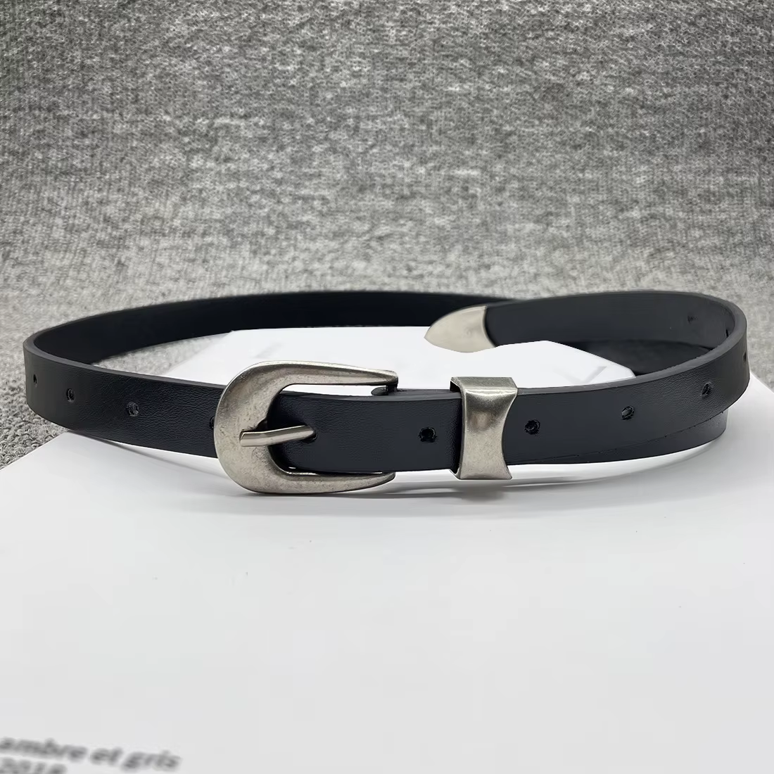 Ceinture rétro haut de gamme noire y2k 2026, ceinture polyvalente pour hommes et femmes, boucle en m