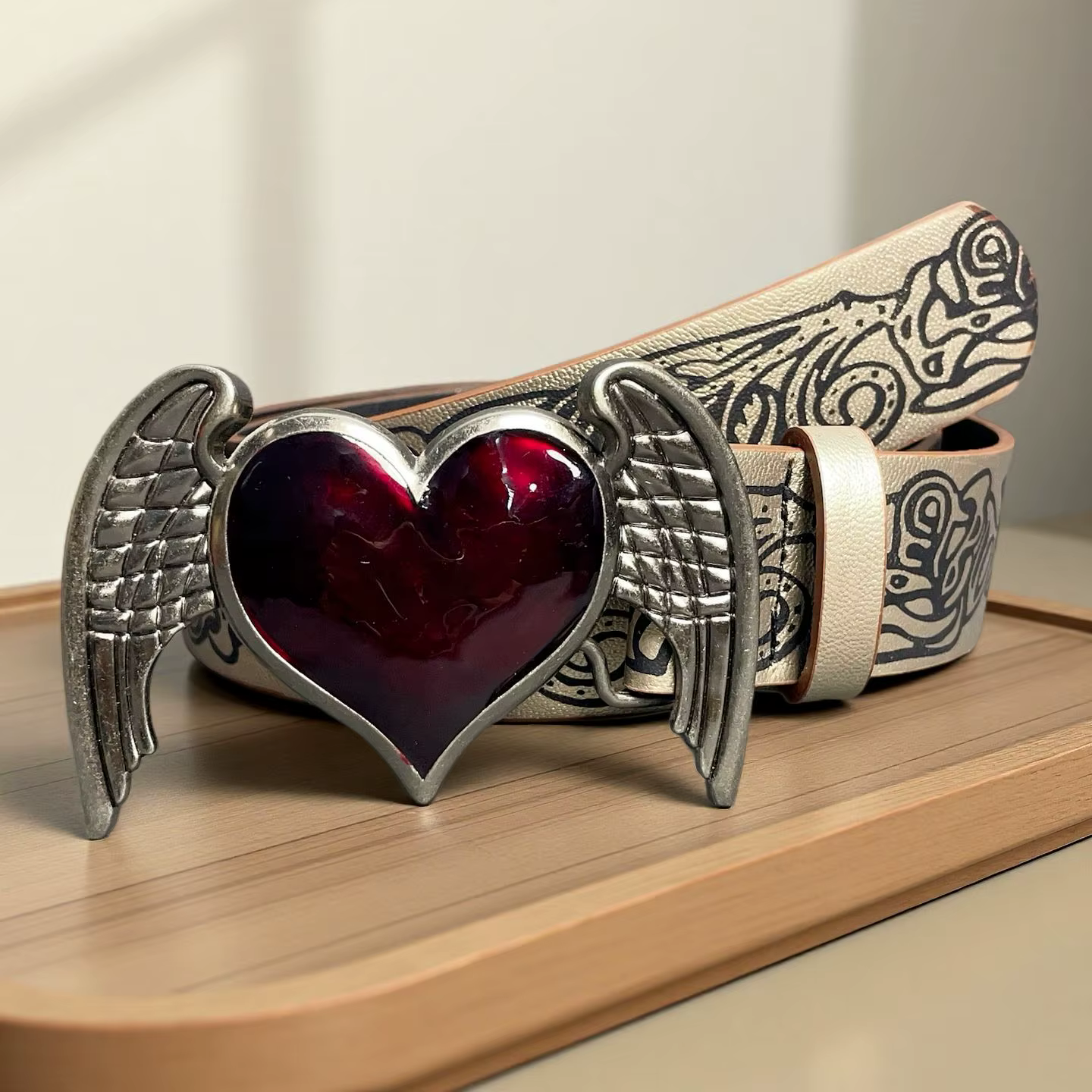 Ceinture pour femme de style punk rétro à la mode, avec motif cœur et ailes en relief, tendance, aud
