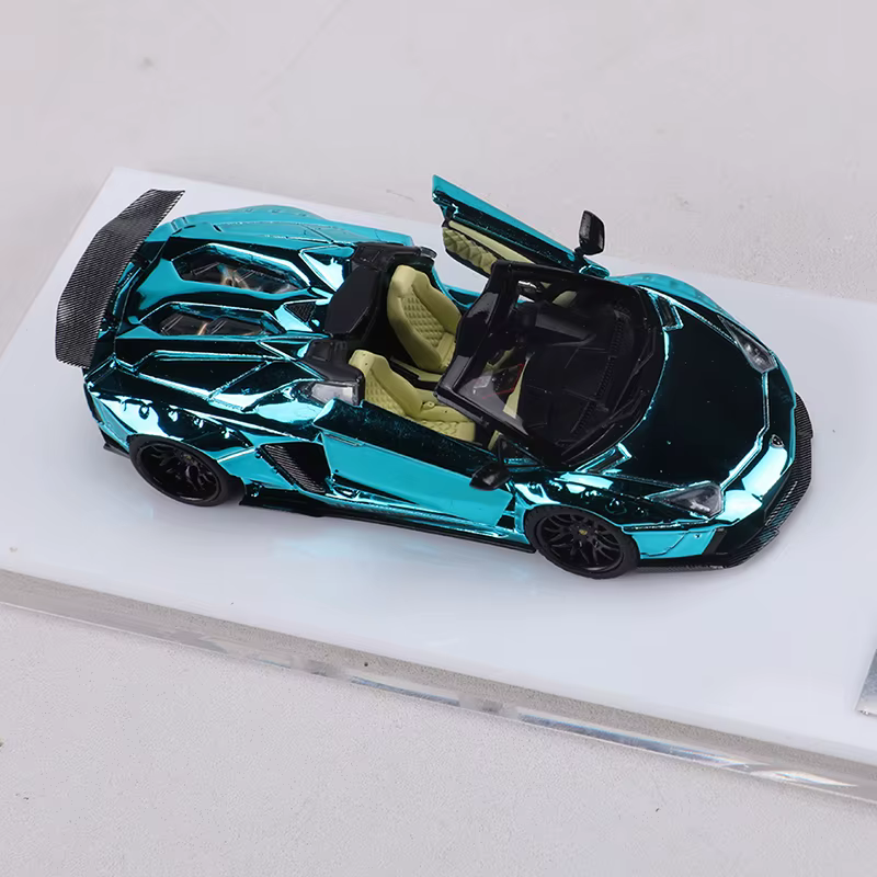Modèle de voiture en alliage RM 1:64 LBWK Aventador lp700-4 Cabriolet, peut ouvrir les portes et le 