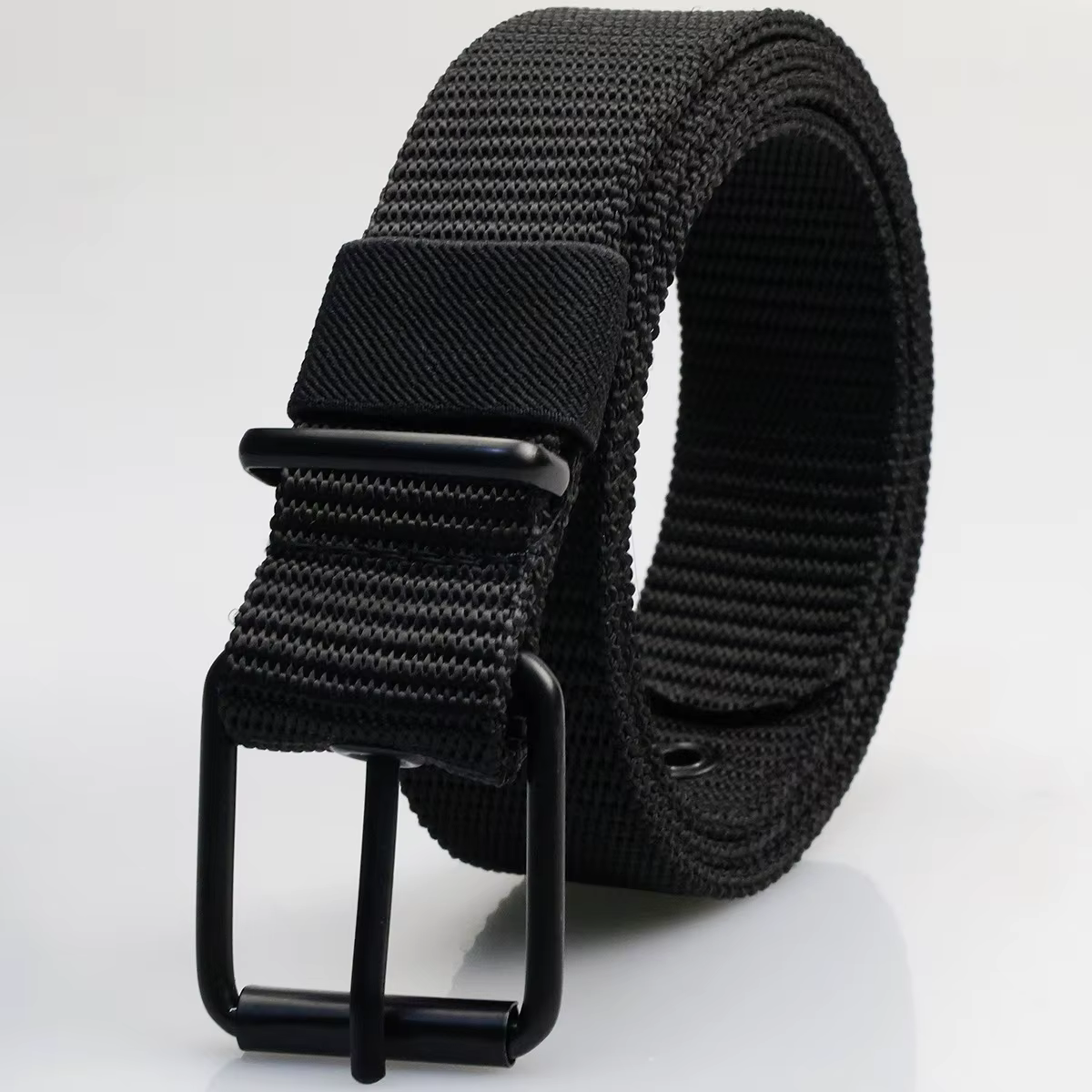 Nouvelles ceintures en toile à boucle ardillon poreuse pour hommes, ceinture polyvalente à la mode p