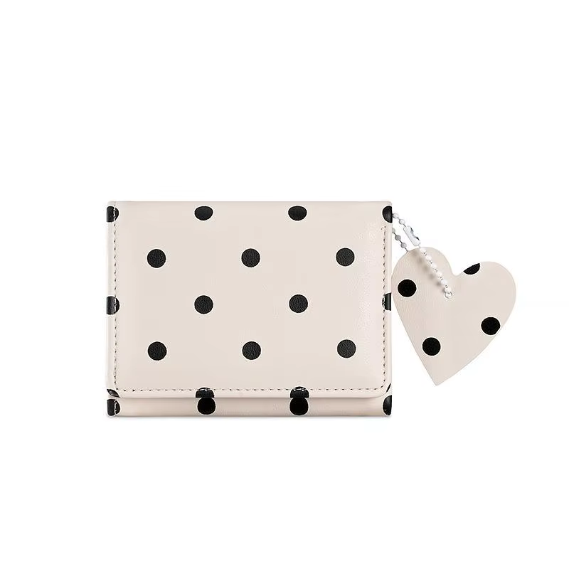 Petit portefeuille en cuir PU à pois avec joli pendentif en forme de cœur et design compact, parfait