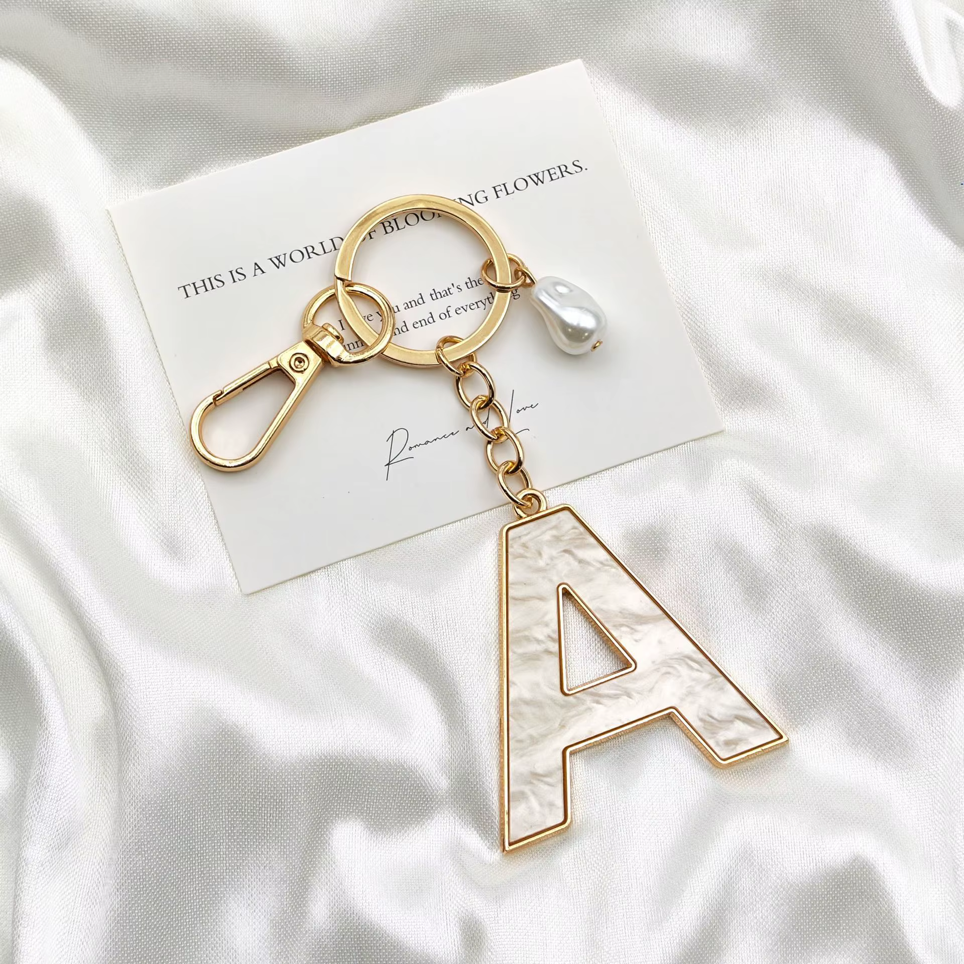 Porte-clés Décoratif A-Z avec Initiales, Pendentif Métallique pour Couples, Cadeau DIY pour Hommes e
