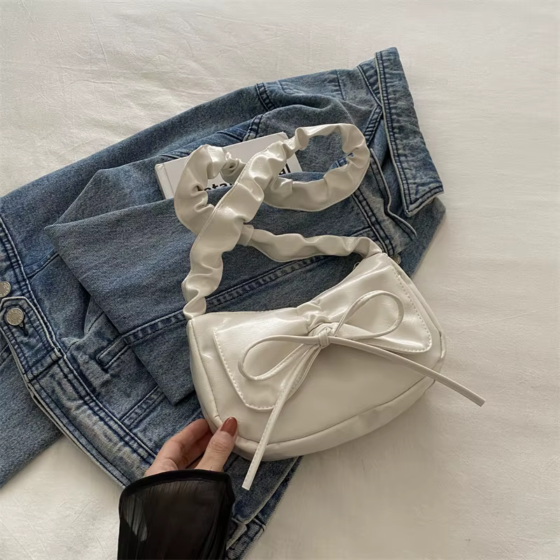 Sacs à main en cuir PU souple pour femmes, petits sacs initiés, design froncé simple, sac sous les b