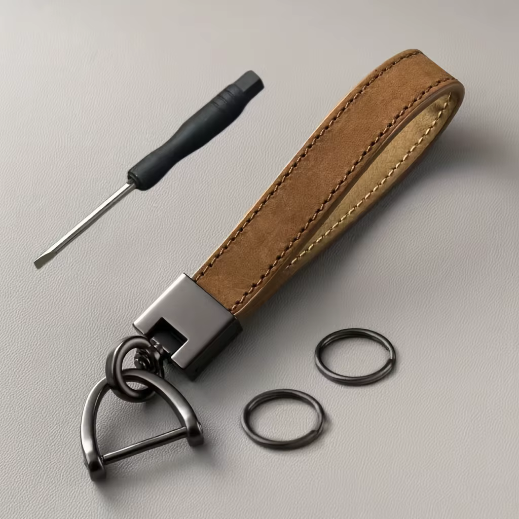 Porte-clés de voiture en cuir véritable de luxe, boucle de couleur unie, accessoire tendance, idée c