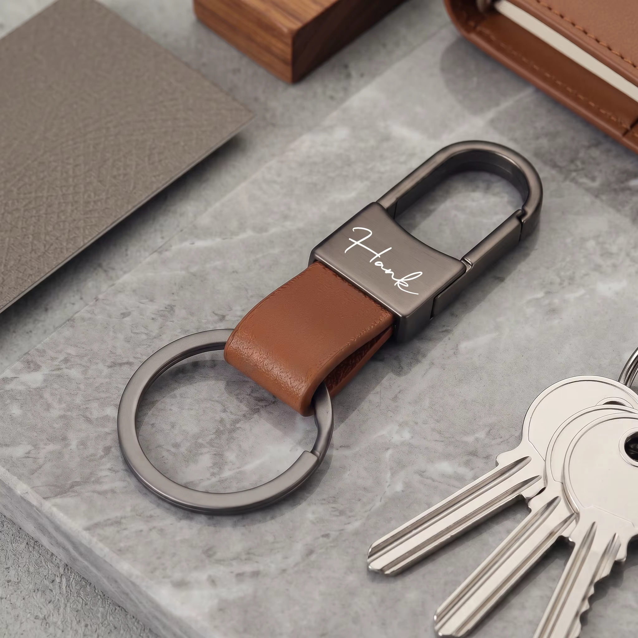 Porte-clés personnalisé en métal gravé au laser, en cuir PU de qualité supérieure, pour hommes et fe