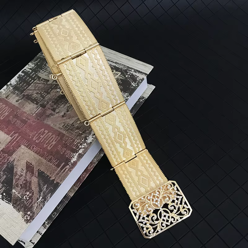 Ceinture en métal sculptée Vintage pour femmes, élégance fine, chaîne de taille personnalisée, robe de mariée en cristal, boucle carrée, bijoux