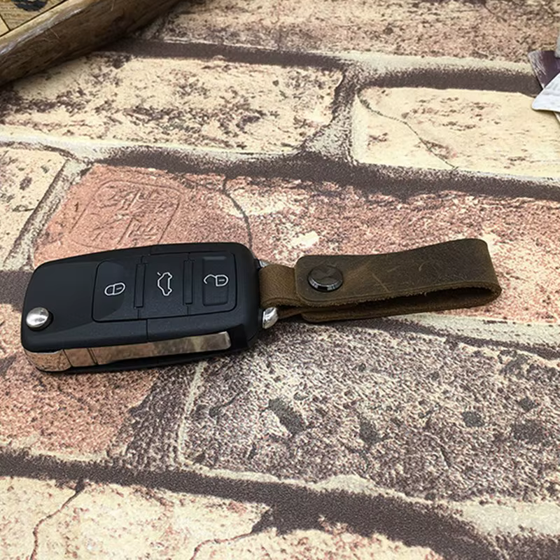Porte-clés de voiture en cuir de vache