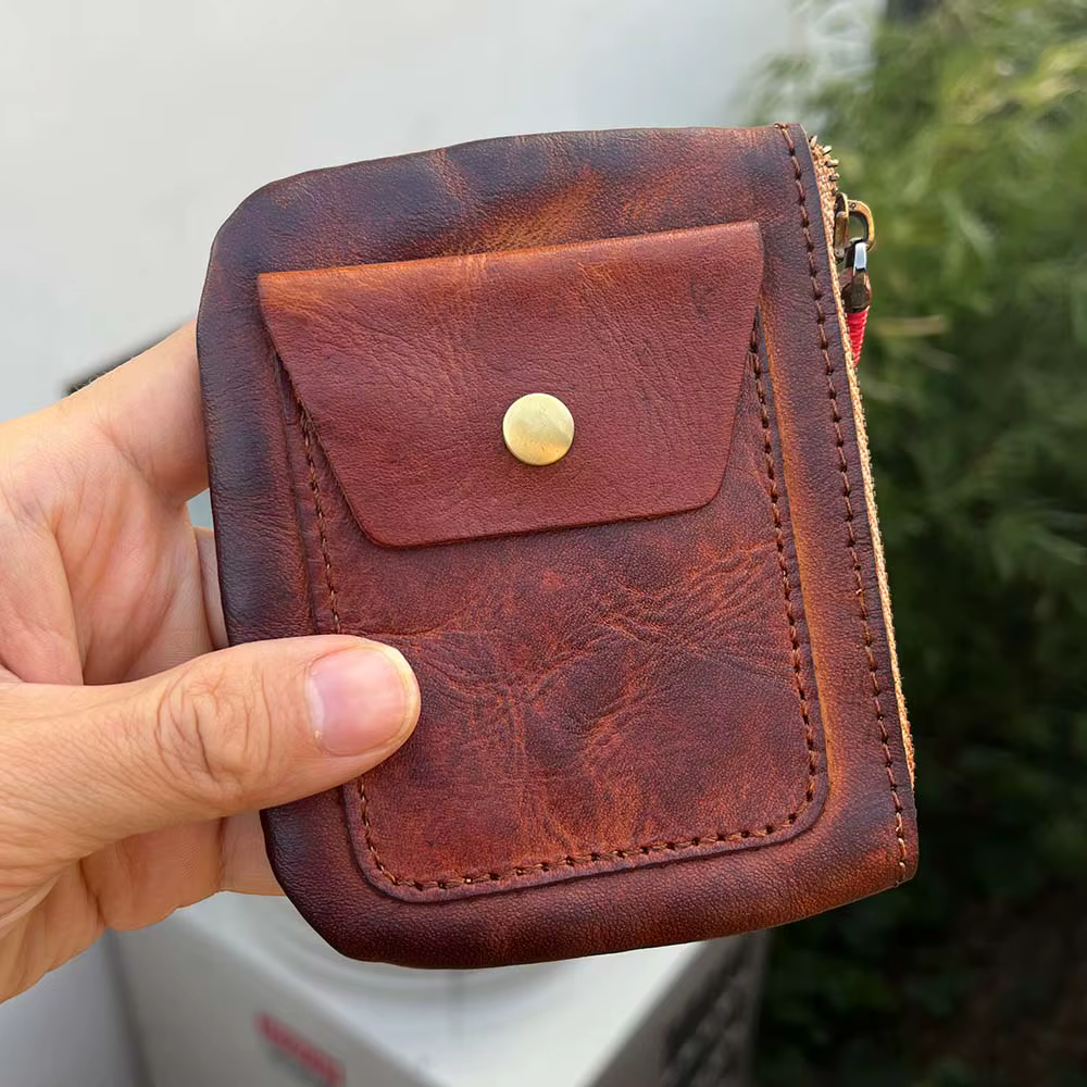Portefeuille en cuir minimaliste fait à la main pour femme