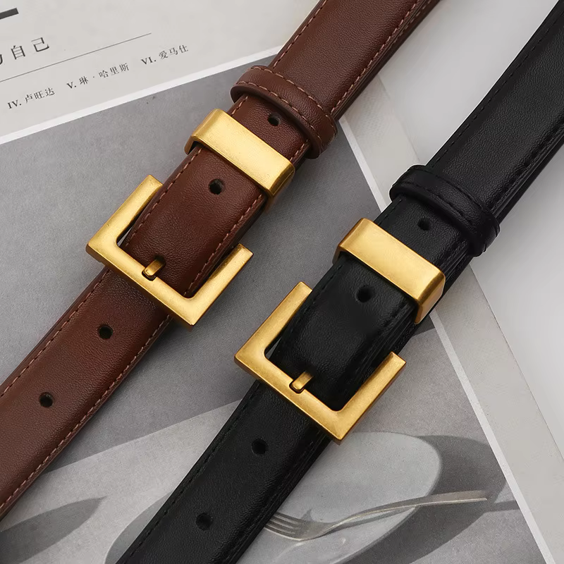 Ceinture en cuir de créateur vintage pour femme