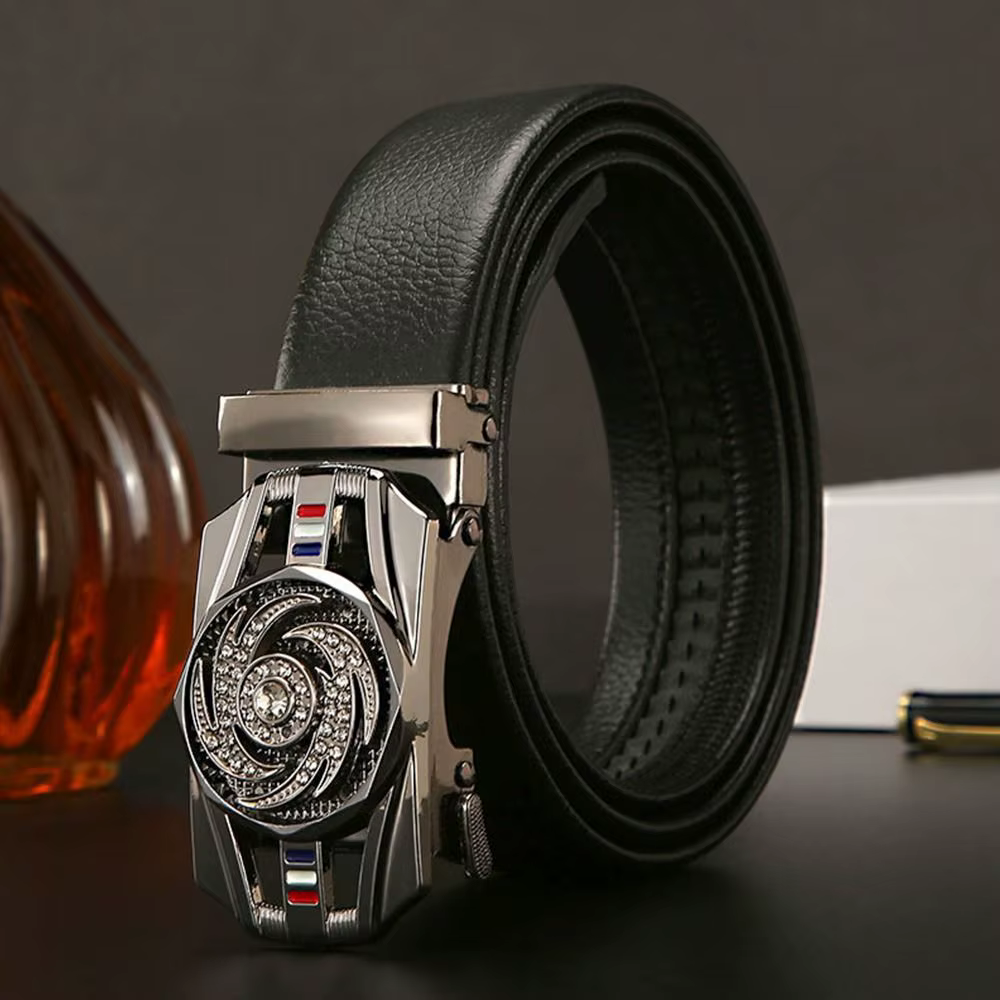 Ceinture en cuir avec décoration en biscuits pour homme