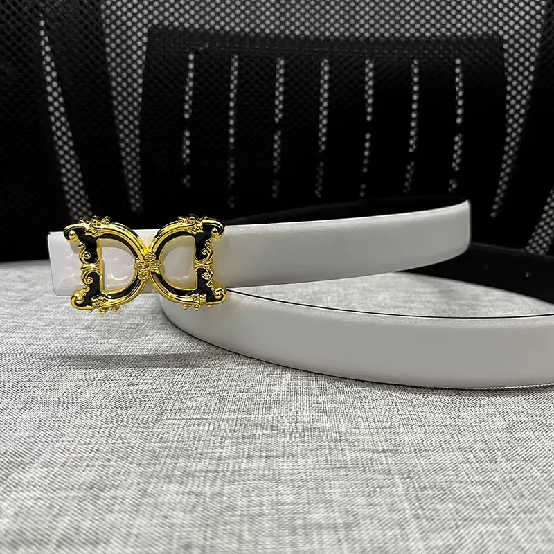 Nouvelle largeur 2.5 cm en cuir véritable femmes ceinture de luxe marque Design taille mince dame