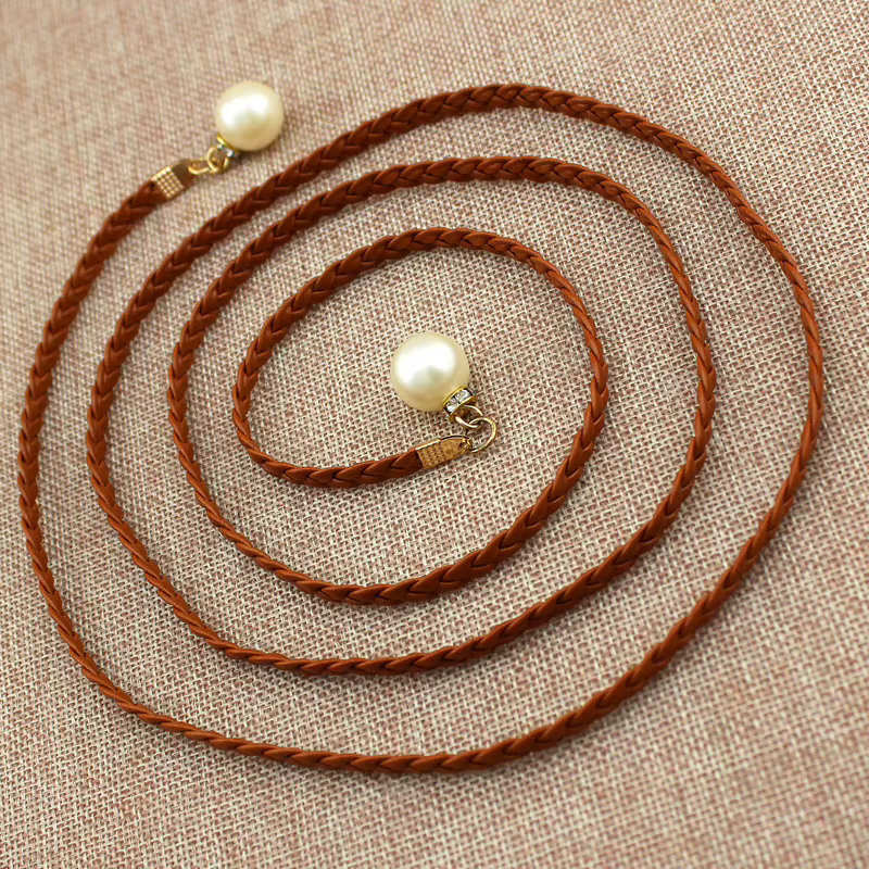Ceinture fine en cuir PU tressée à franges style bohème pour femme