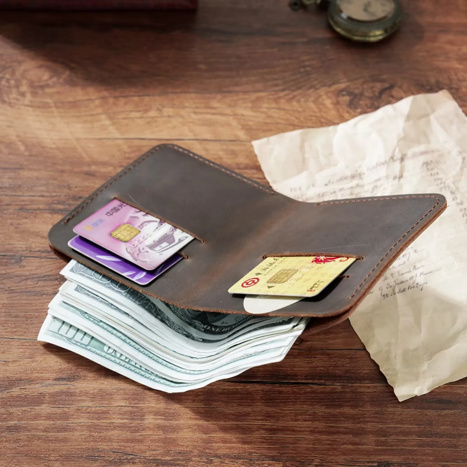 Portefeuille à deux volets en cuir véritable fait à la main
