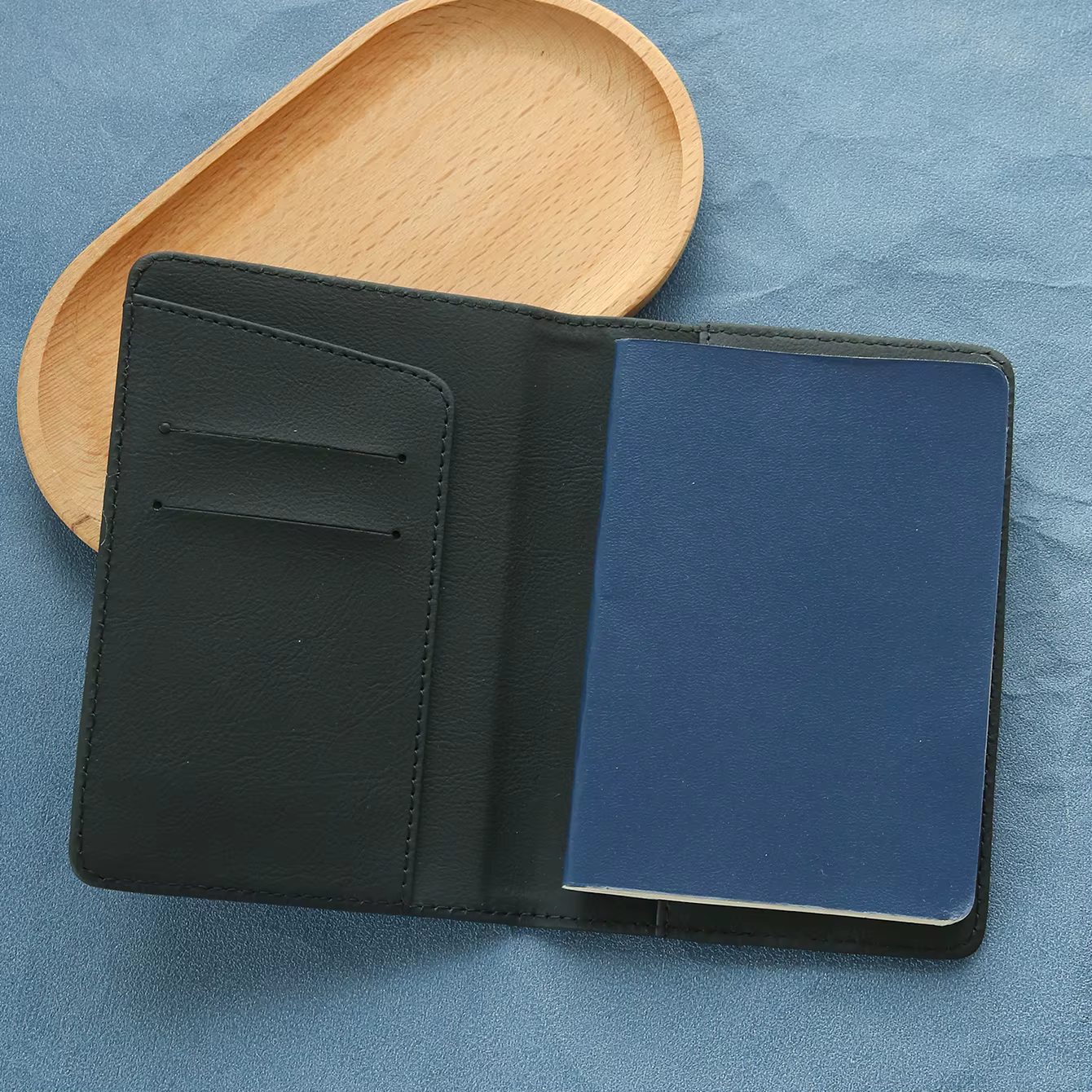 Ensemble porte-passeport et étiquette de bagage personnalisés