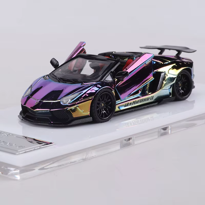 Modèle de voiture en alliage RM 1:64 LBWK Aventador lp700-4 Cabriolet, peut ouvrir les portes et le capot du moteur