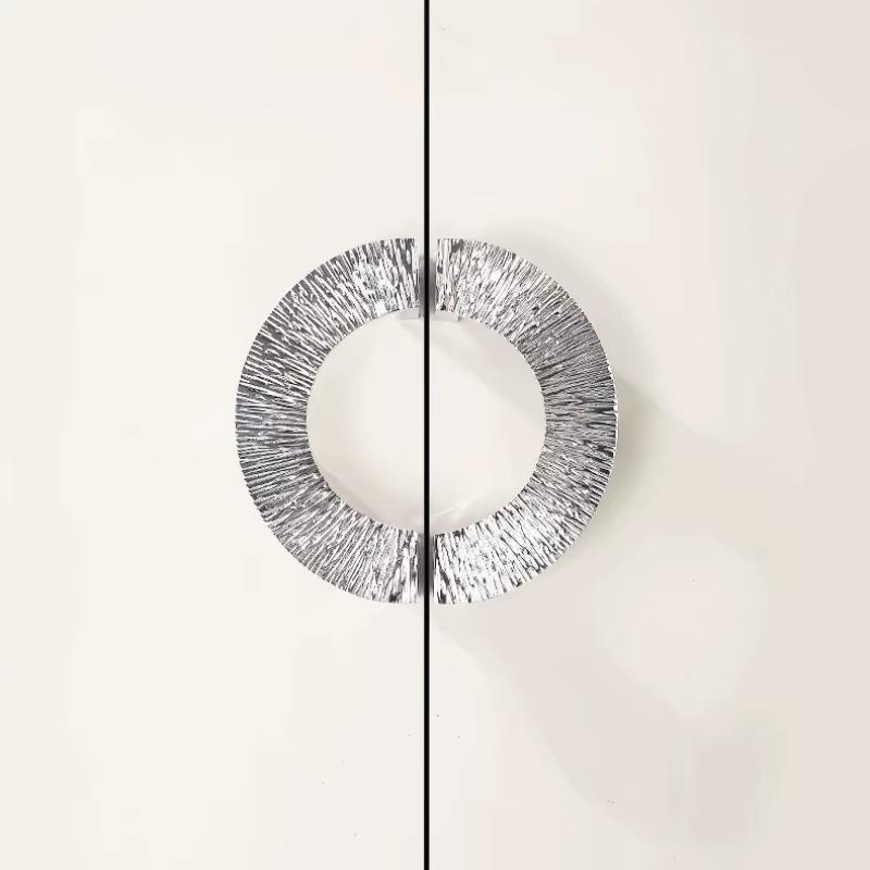 Poignée de porte de placard et de tiroir de luxe léger, demi-lune, antique, en laiton, motif martelé, argentée