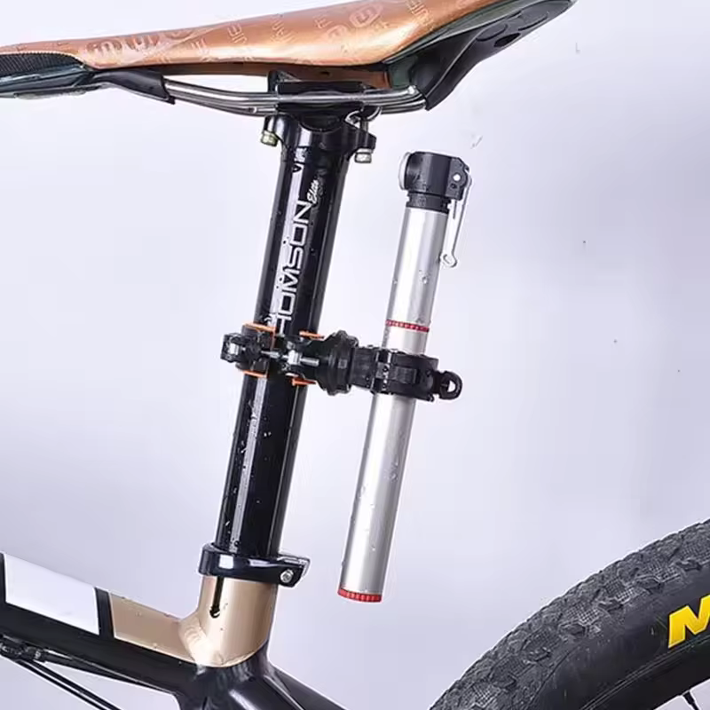 Support de lampe de vélo, support de lampe frontale pour la conduite nocturne, clip de fixation, accessoires de vélo de montagne