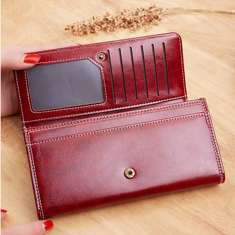 Portefeuille en cuir de luxe pour femme