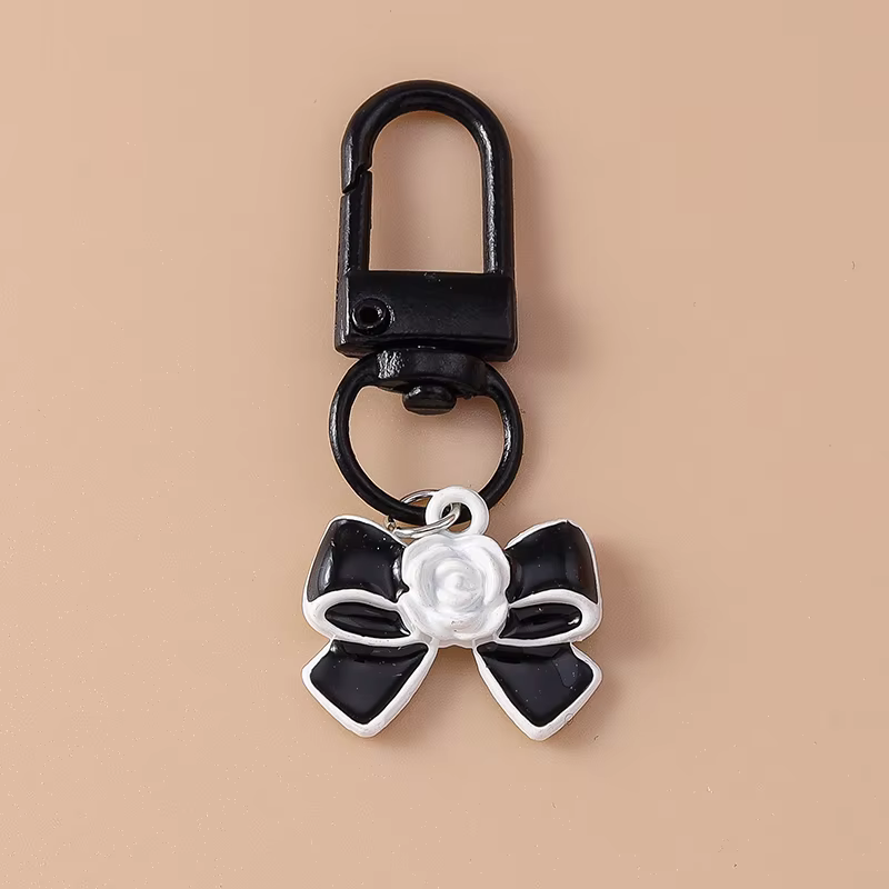Porte-clés fleur en émail pour femmes et filles