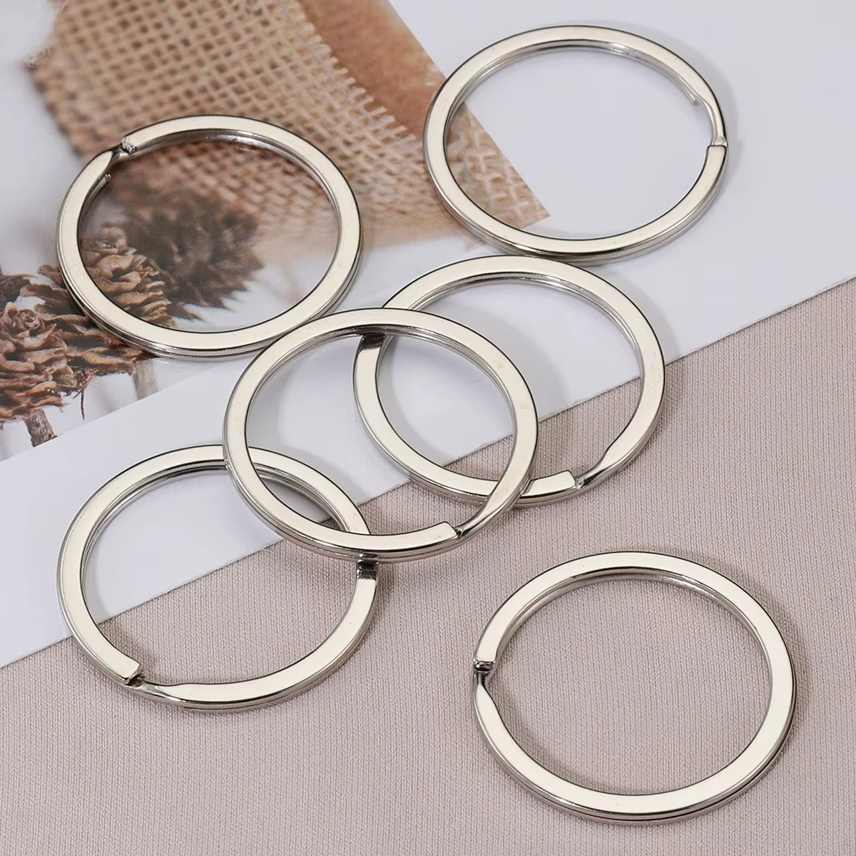 20 pièces/lot Anneaux porte-clés en métal ronds et plats de 15-40 mm pour la fabrication de bijoux, porte-clés et accessoires de bricolage