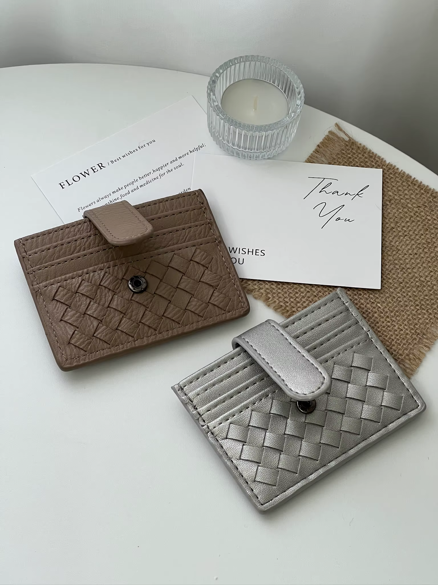 Nouveau design porte-carte pour 2025 pur tissé à la main facile à transporter hommes et femmes usage général petit sac à cartes
