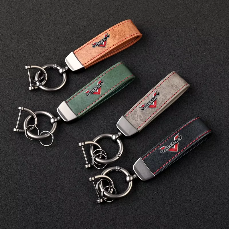 Porte-clés en forme de fer à cheval en cuir vintage imprimé HD pour accessoires moto VICTORY