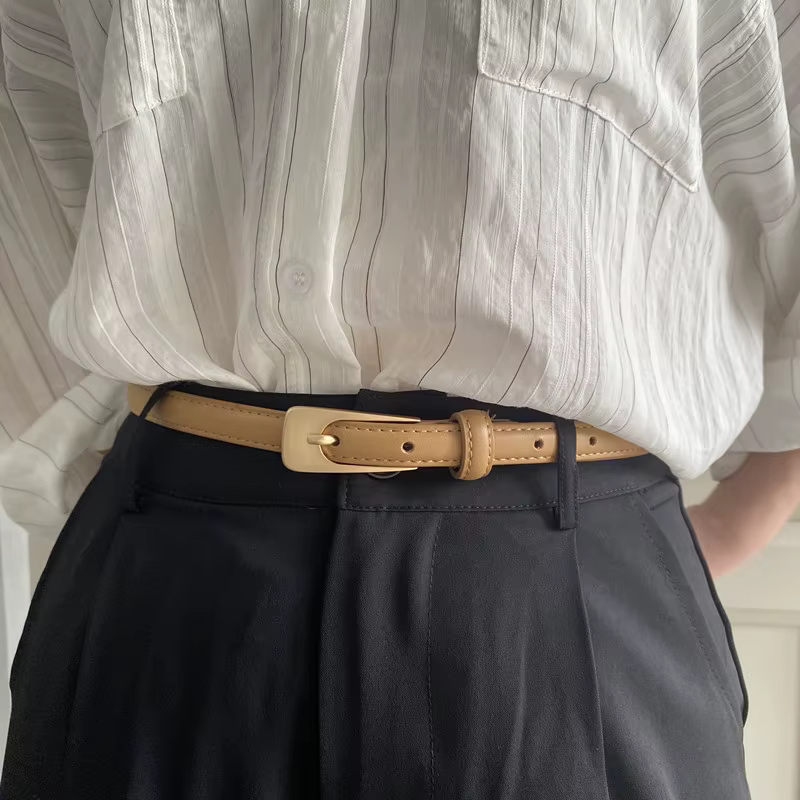Ceinture fine en cuir pour femme