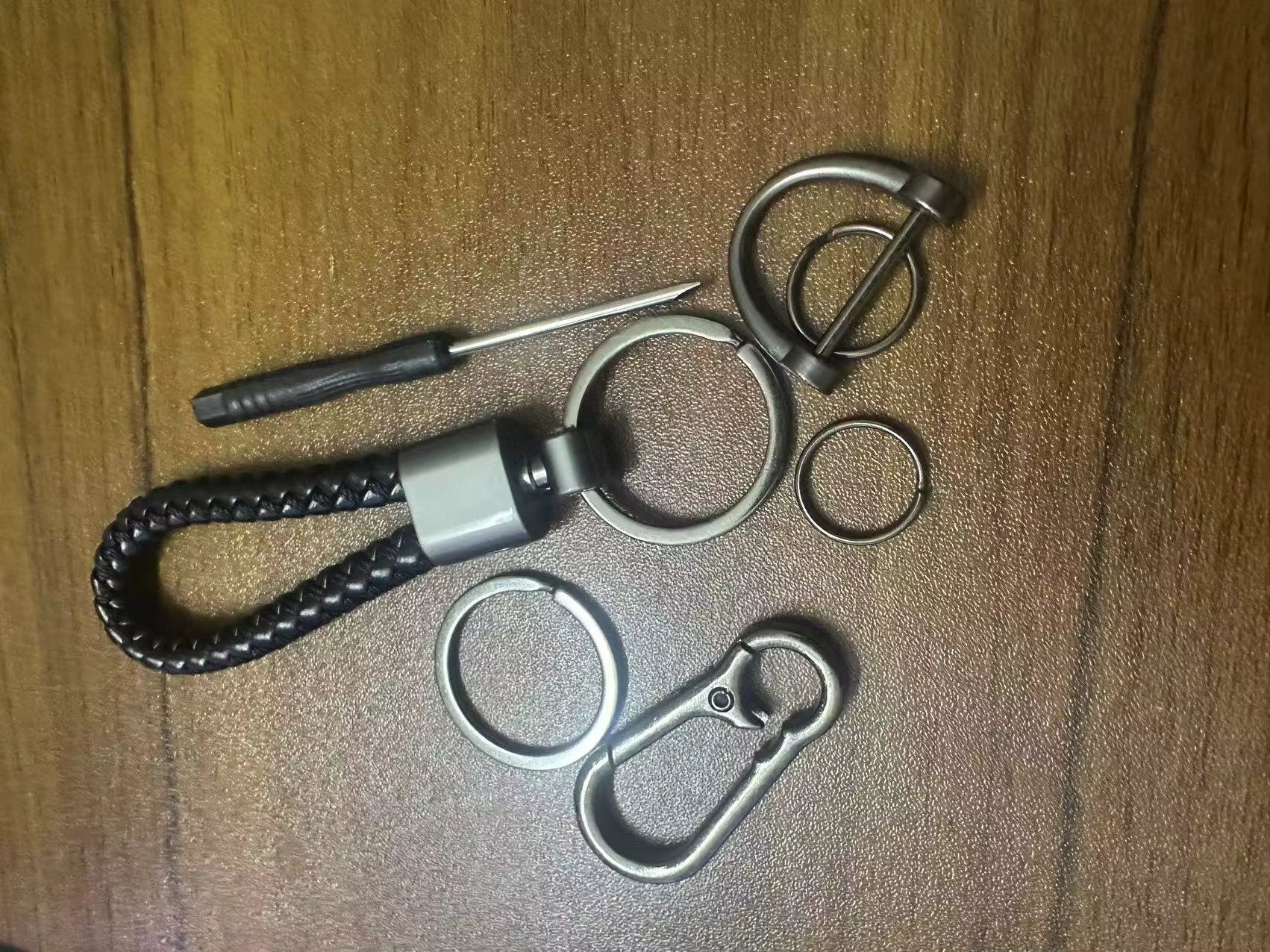 Porte-clés de voiture en corde tressée de luxe pour hommes