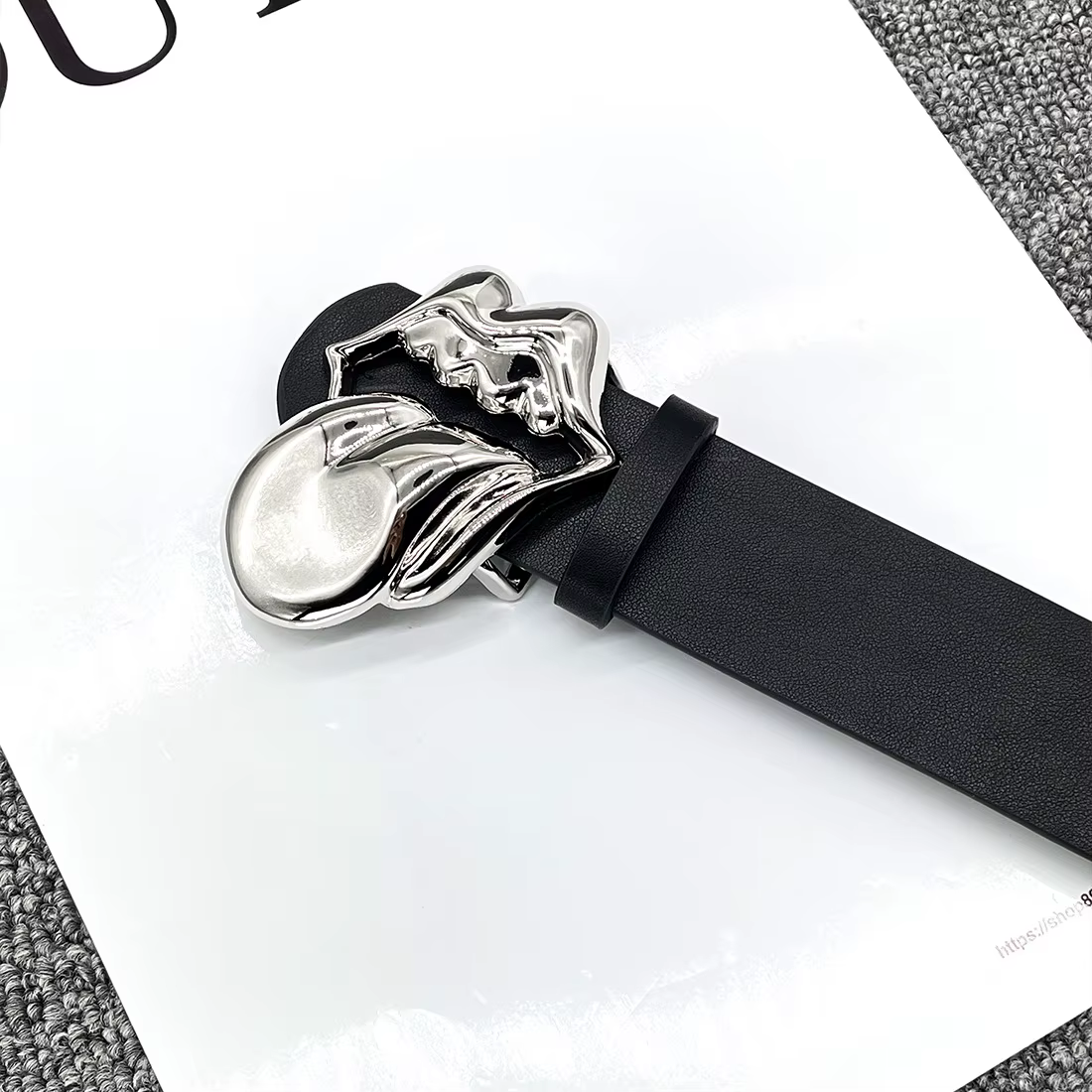 2025 mode luxe concepteur y2k grande langue boucles ceinture femmes grande ceinture en cuir PU ceinture pour dame accessoire