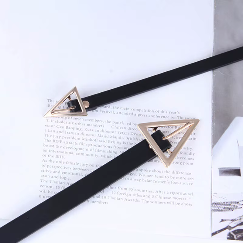 Ceinture fine en cuir pour femme