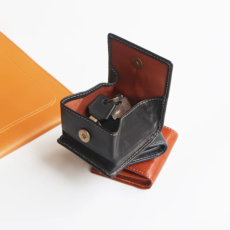 Mini porte-monnaie carré en cuir véritable vintage