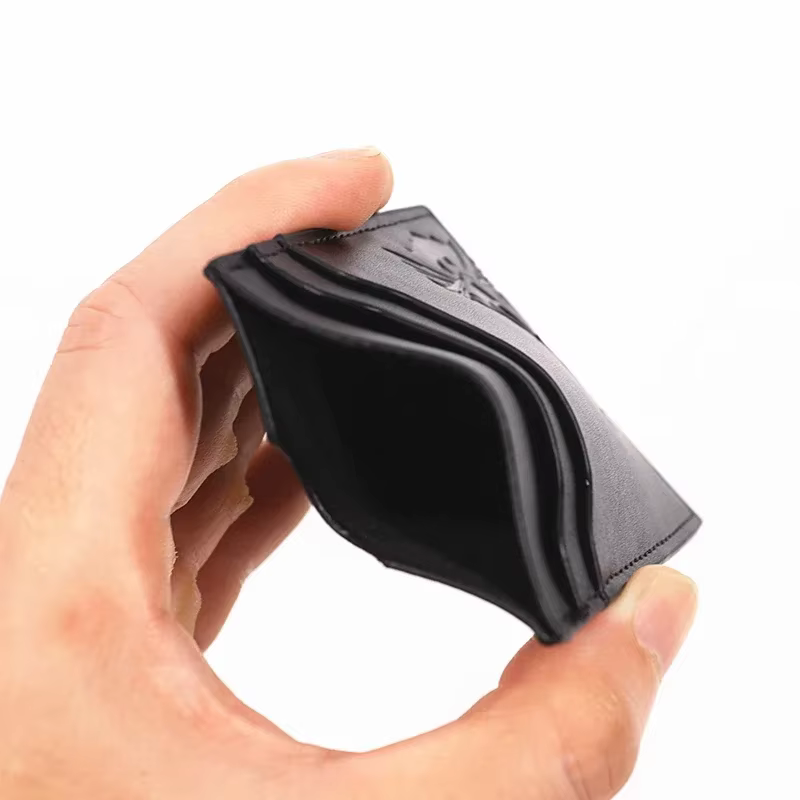 Portefeuille en cuir personnalisé motif chauve-souris