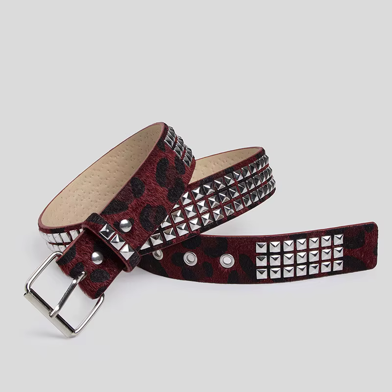 Ceinture Punk à Rivets en fourrure rose