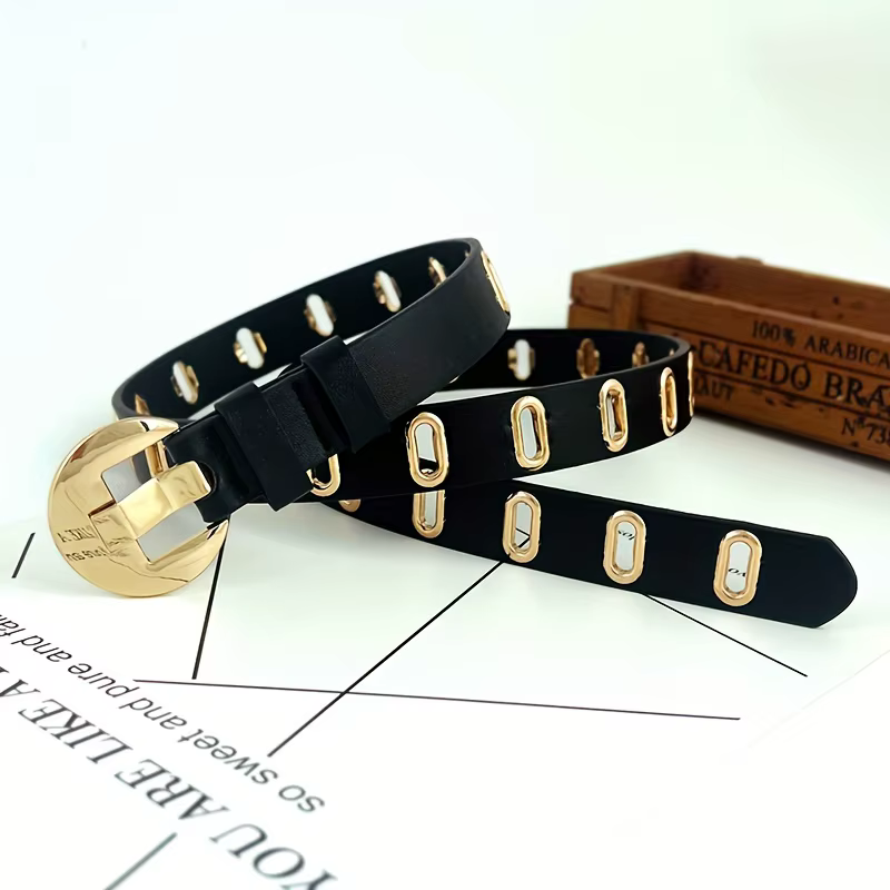 Ceinture tendance pour femme avec boucle croissant doré