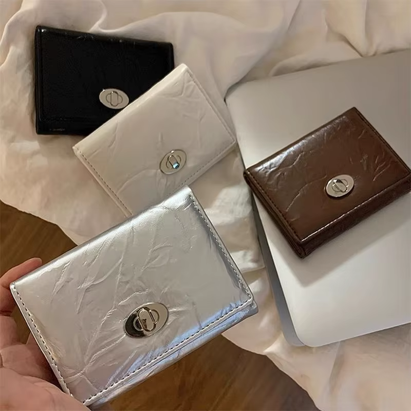 Portefeuille porte-cartes tri-pliant en cuir PU WERLLANDS avec motif froissé et boucle en métal
