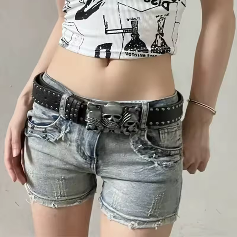Nouvelles ceintures pour femmes de haute qualité marque de luxe Punk Goth Rivet noir jean unisexe hommes ceinture patte