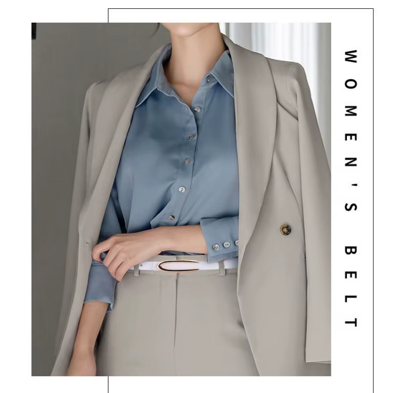 Une ceinture fine pour femme