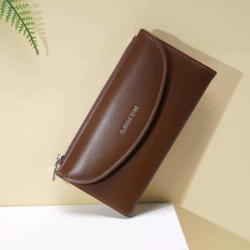 Portefeuille long pour femme en cuir vegan marron avec plusieurs emplacements pour cartes et fermeture éclair sécurisée