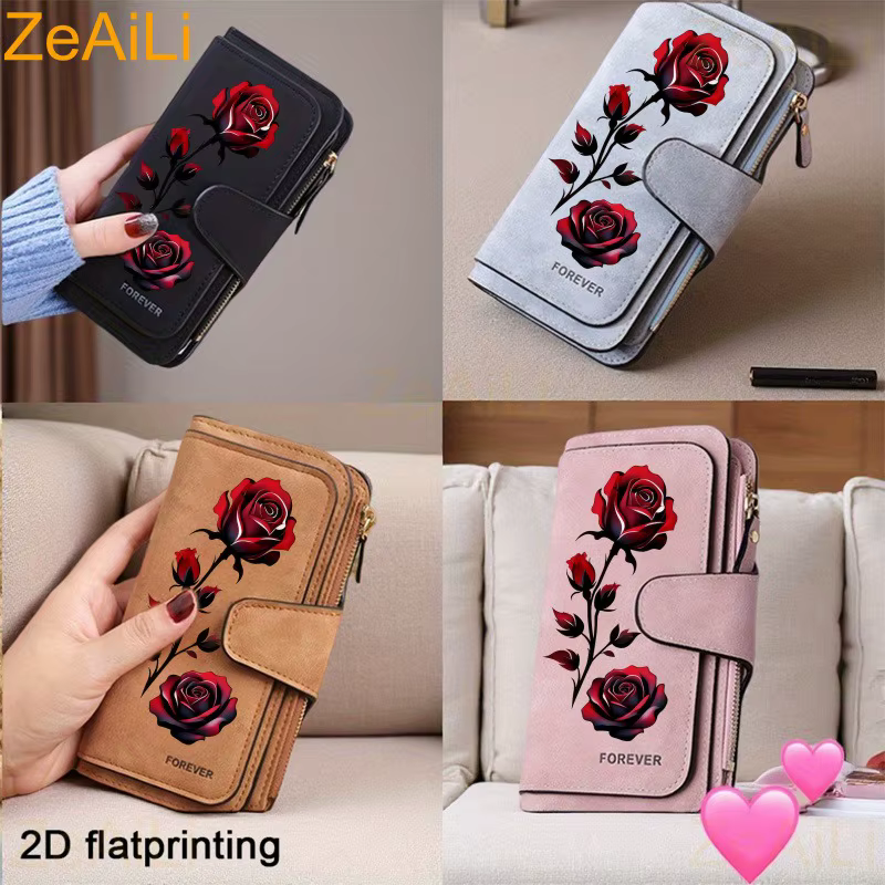 Le portefeuille long pour femme Red Rose comprend plusieurs emplacements pour cartes