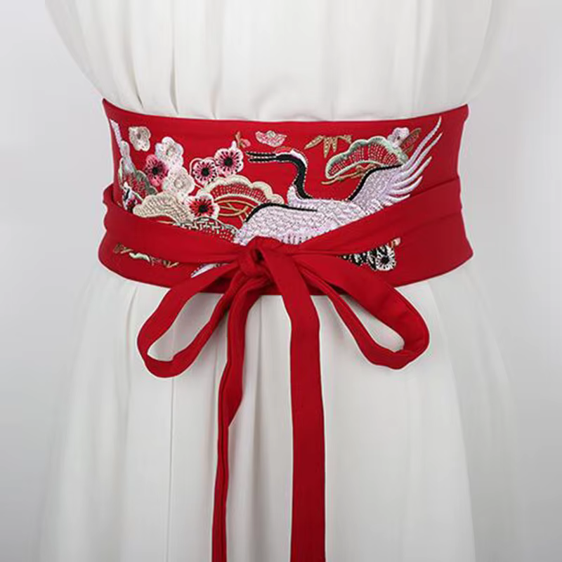 Ceinture large brodée pour femme