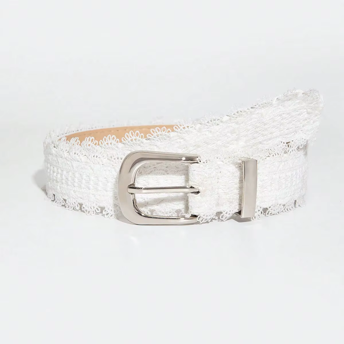 Ceinture en dentelle blanche de style délicat pour femme