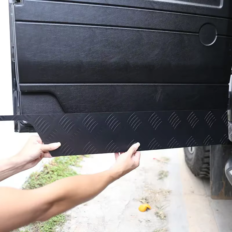 Protection de porte de voiture en acier inoxydable, panneau de protection anti-rika, garniture de couverture, accessoires de voiture, Land Rover Defender 110 130 2044-2018