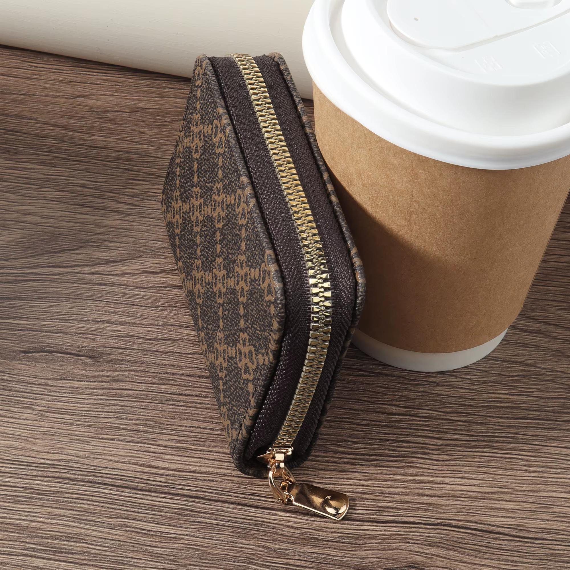 Portefeuille court minimaliste pour femmes avec fermeture éclair enveloppée autour