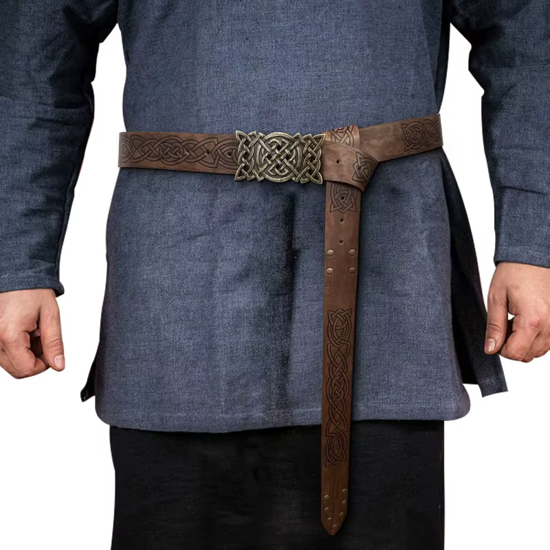 Ceinture à rivets nordiques en cuir PU pour hommes