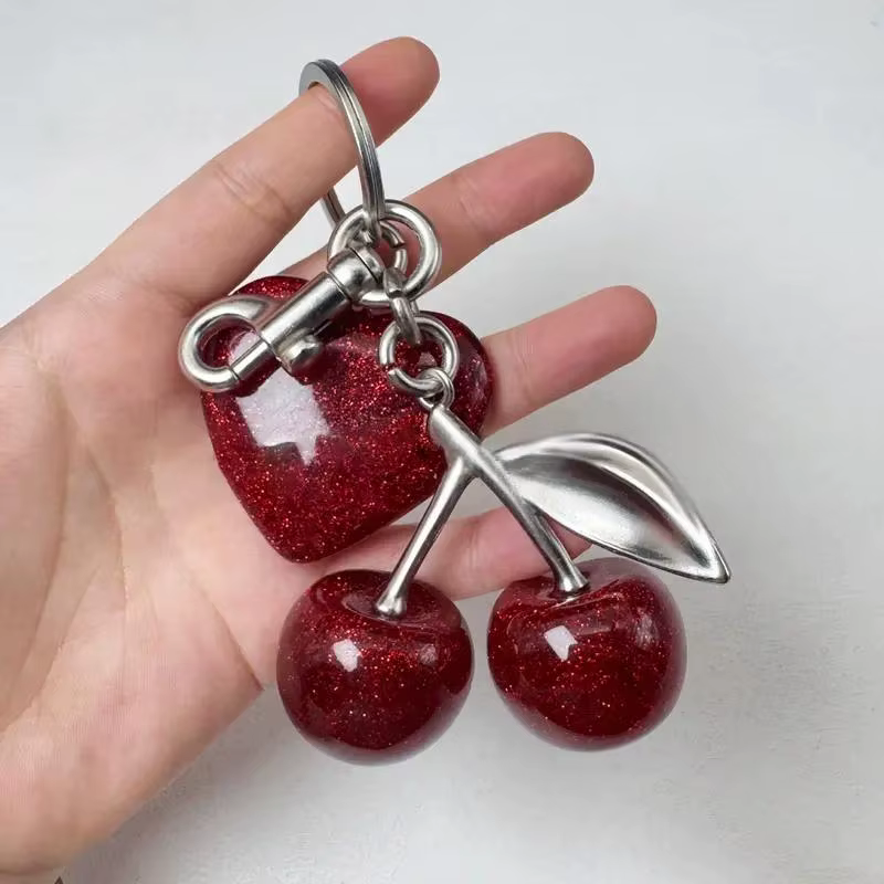 Porte-clés Breloque Cœur Cerise Exquis