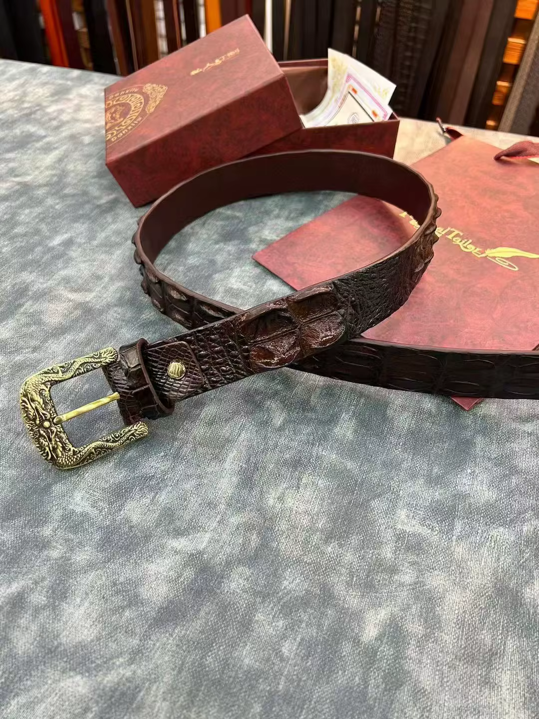 Ceinture pour homme en véritable peau de crocodile avec boucle en acier inoxydable