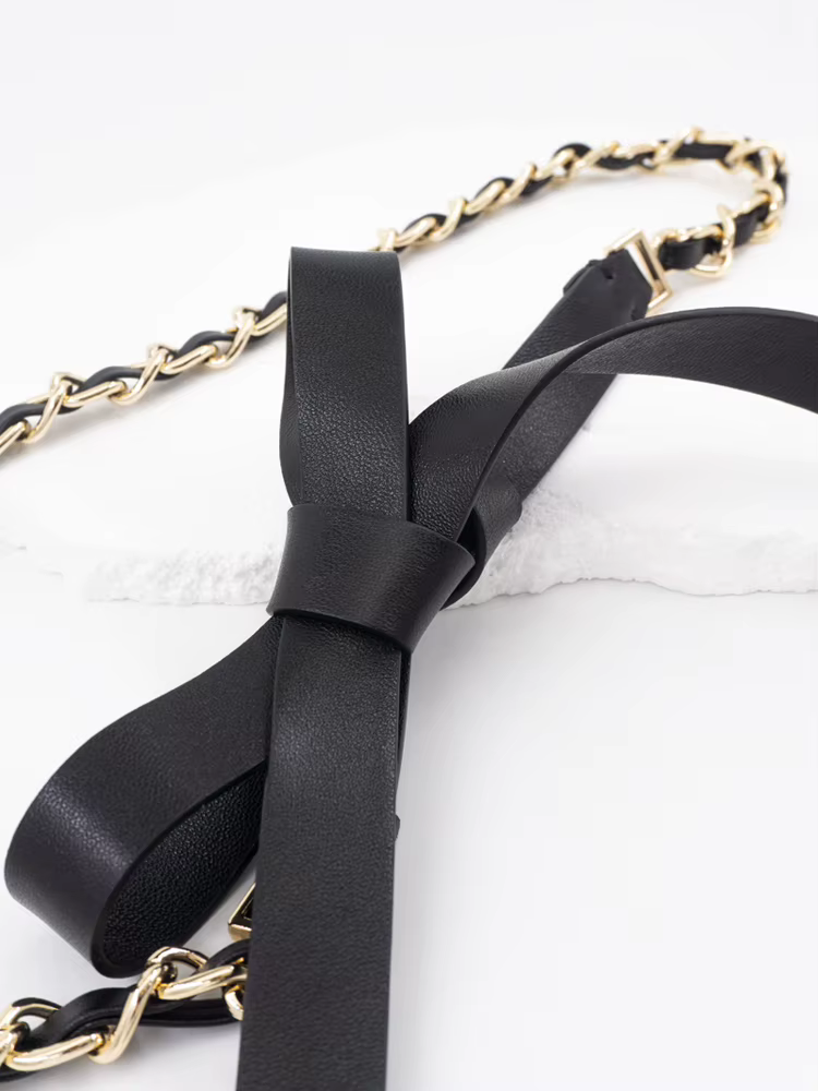Ceinture fine nouée en cuir de mouton souple